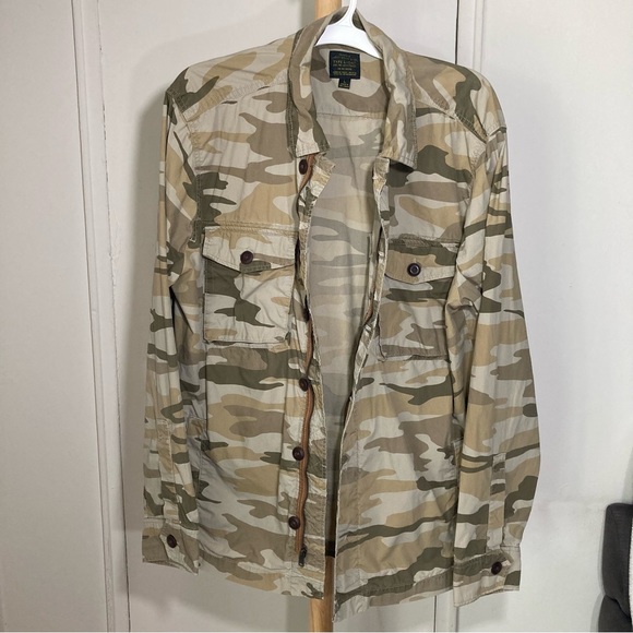 Lucky Brand Men’s Lightweight Camo Utility Jacket - Picture 5 of 14